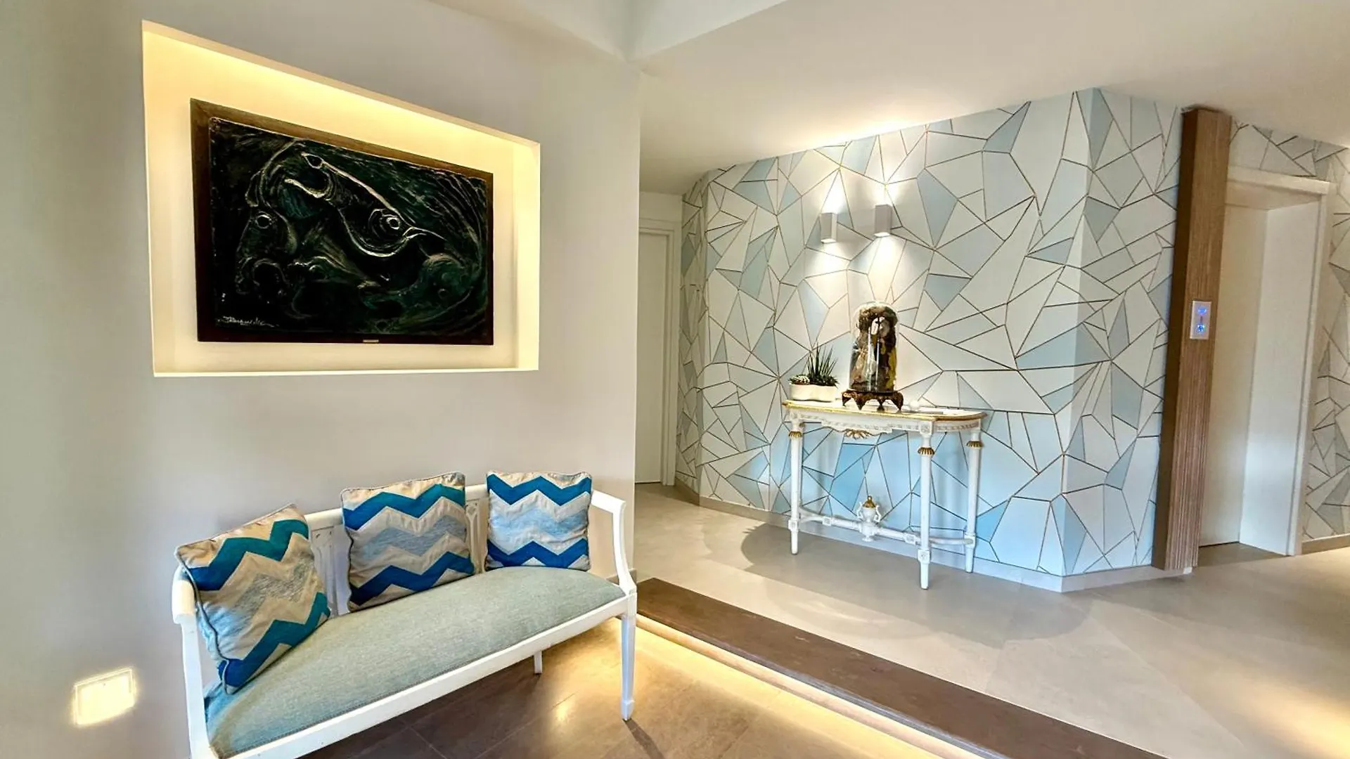 ****  La Bussola Beach Hotel Italy