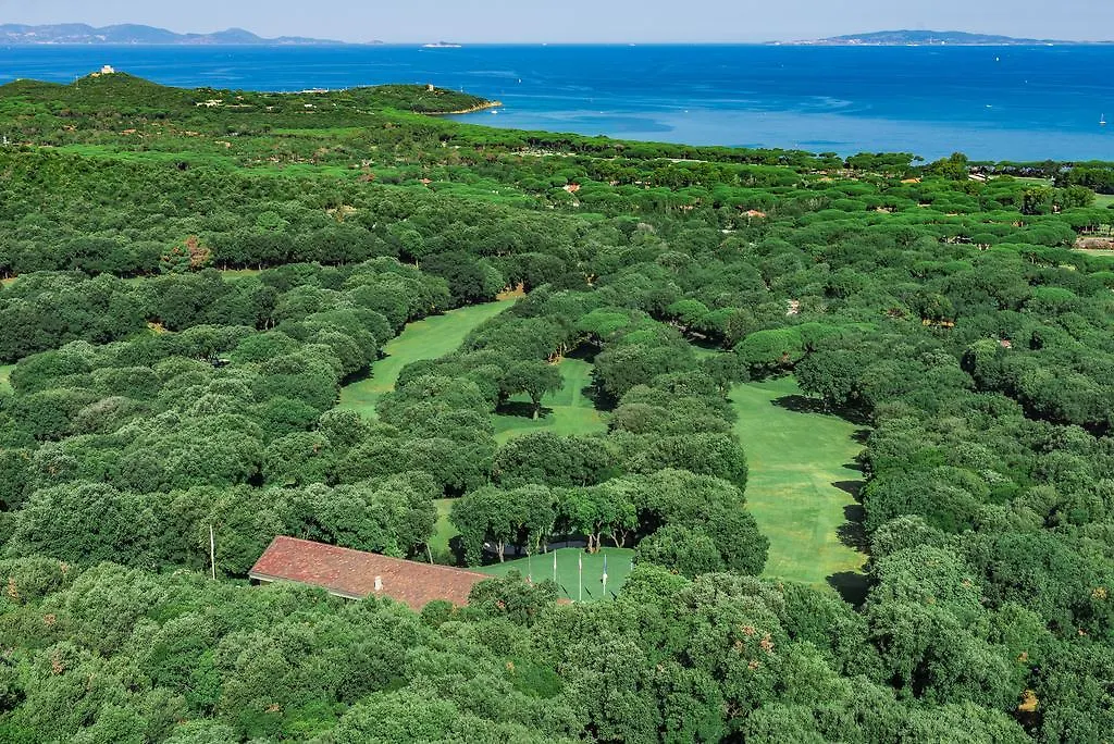 La Bussola Beach Hotel